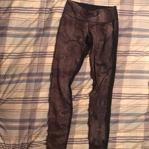 Lululemon pants size 4